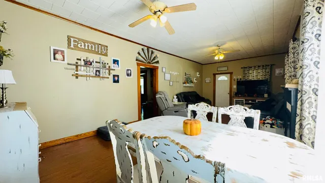 $230,000 | 103 North Grand Street, West Frankfort, IL 62896