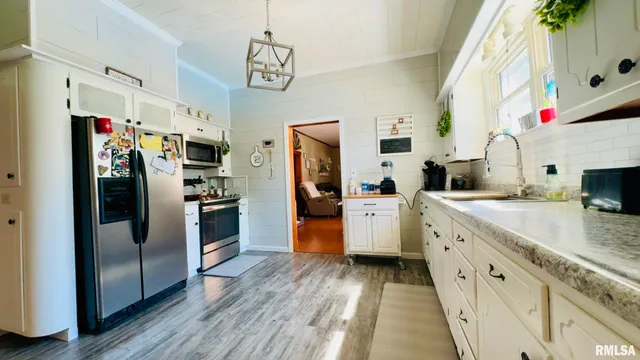 $230,000 | 103 North Grand Street, West Frankfort, IL 62896