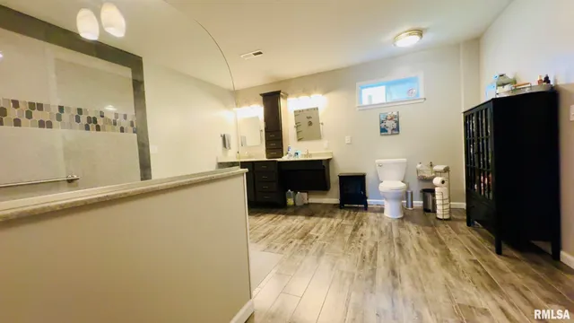 $230,000 | 103 North Grand Street, West Frankfort, IL 62896