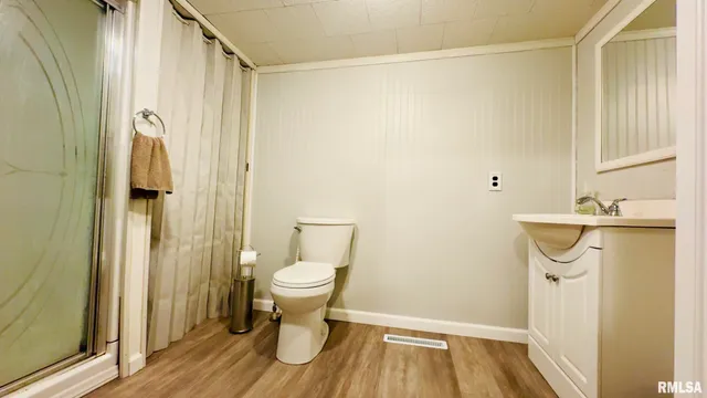 $230,000 | 103 North Grand Street, West Frankfort, IL 62896