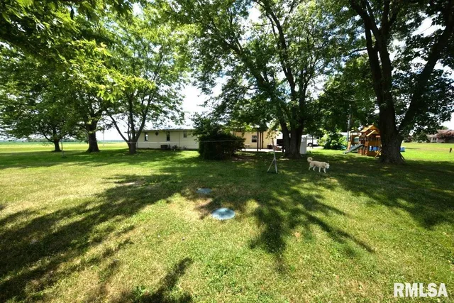 $210,000 | 793 County Road 635, Wayne City, IL 62895