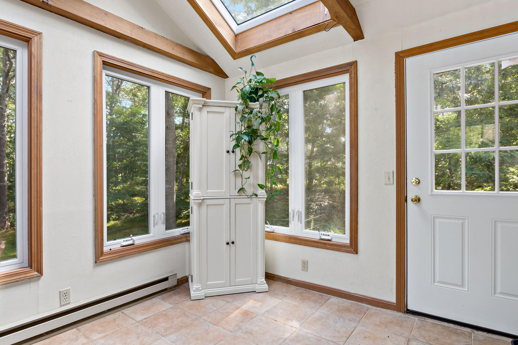 294 Salt Rock Road Barnstable, MA 02630 - Photo 7 of 32 a view of an front door