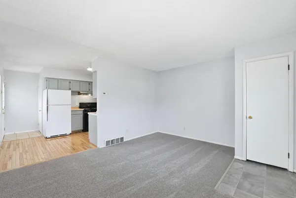 $430,000 | 524 37th Avenue Northeast, Minneapolis, MN 55421