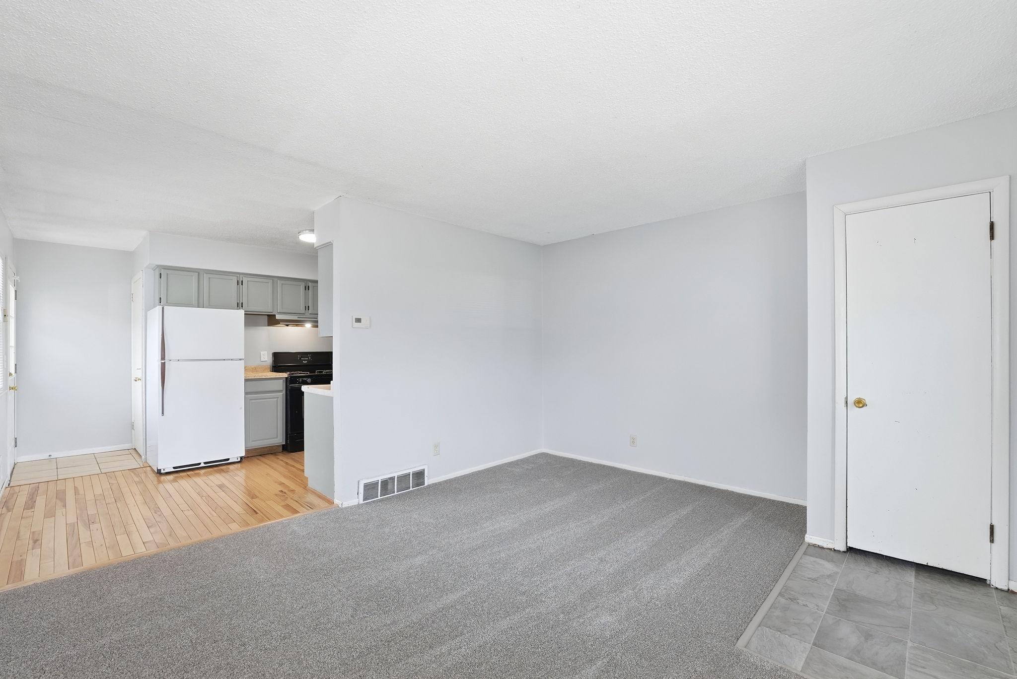 524 37th Avenue Northeast Minneapolis, MN 55421 - Photo 15 of 44