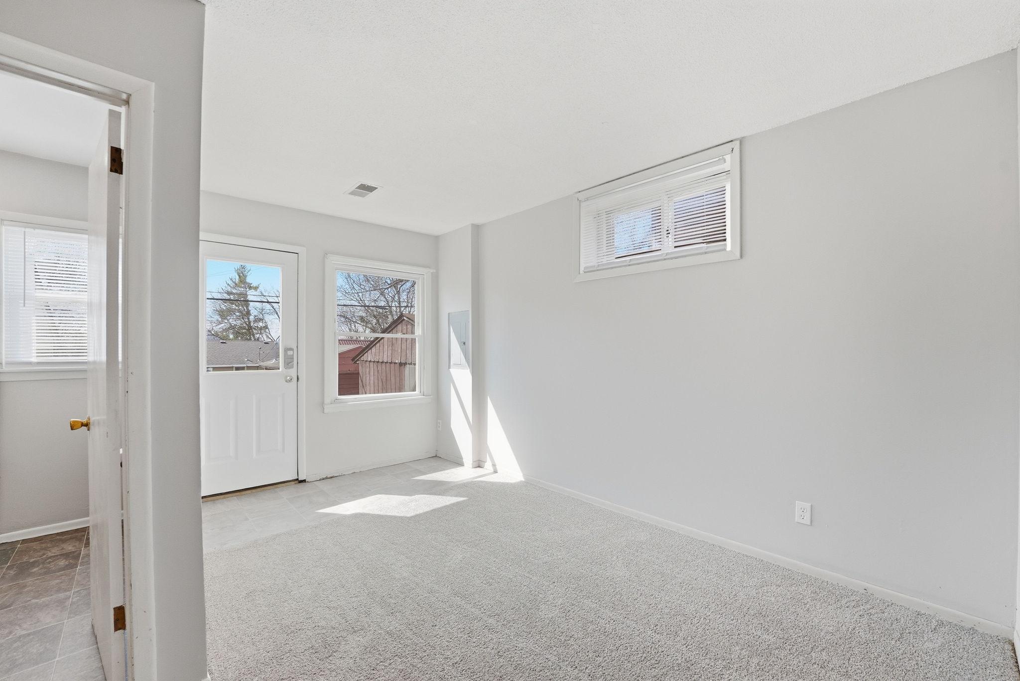 524 37th Avenue Northeast Minneapolis, MN 55421 - Photo 26 of 44