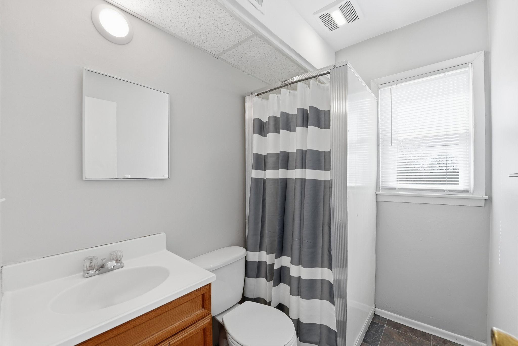 524 37th Avenue Northeast Minneapolis, MN 55421 - Photo 28 of 44