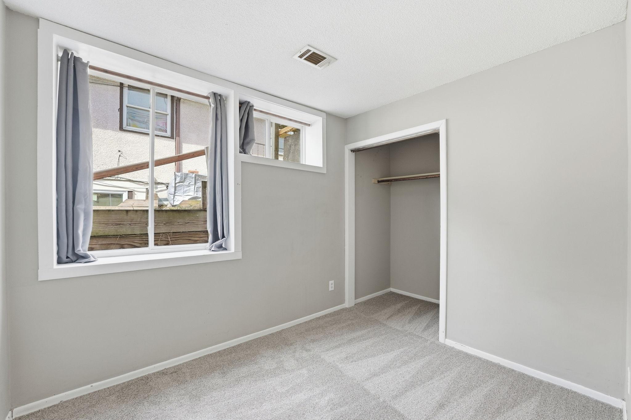 524 37th Avenue Northeast Minneapolis, MN 55421 - Photo 29 of 44