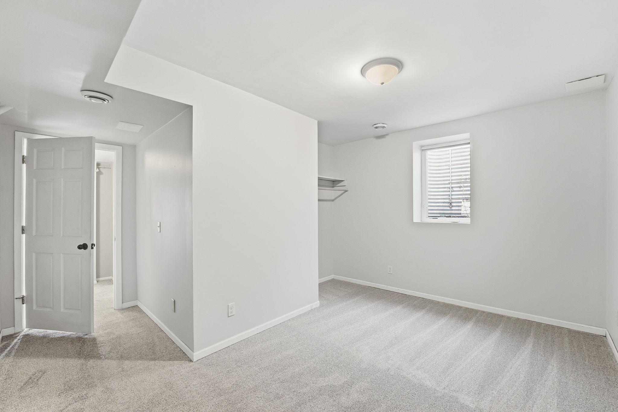 524 37th Avenue Northeast Minneapolis, MN 55421 - Photo 32 of 44