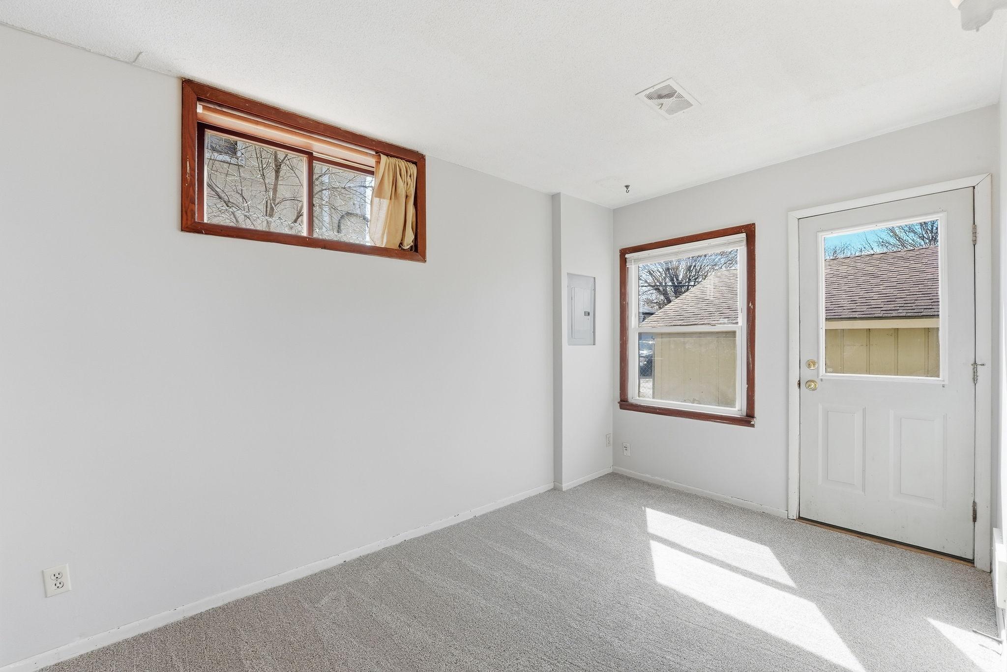 524 37th Avenue Northeast Minneapolis, MN 55421 - Photo 34 of 44