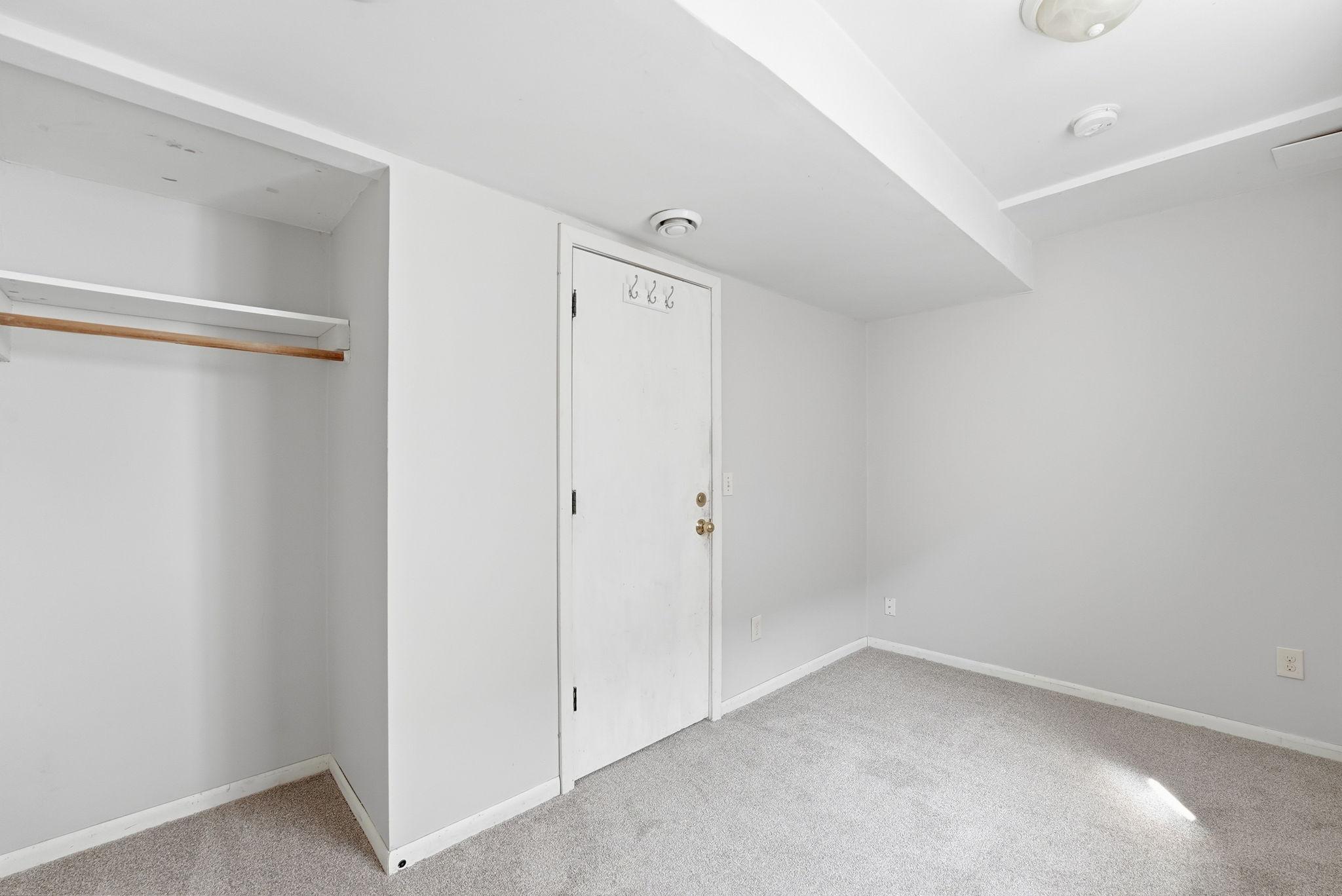 524 37th Avenue Northeast Minneapolis, MN 55421 - Photo 36 of 44