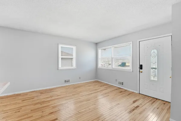 $430,000 | 524 37th Avenue Northeast, Minneapolis, MN 55421