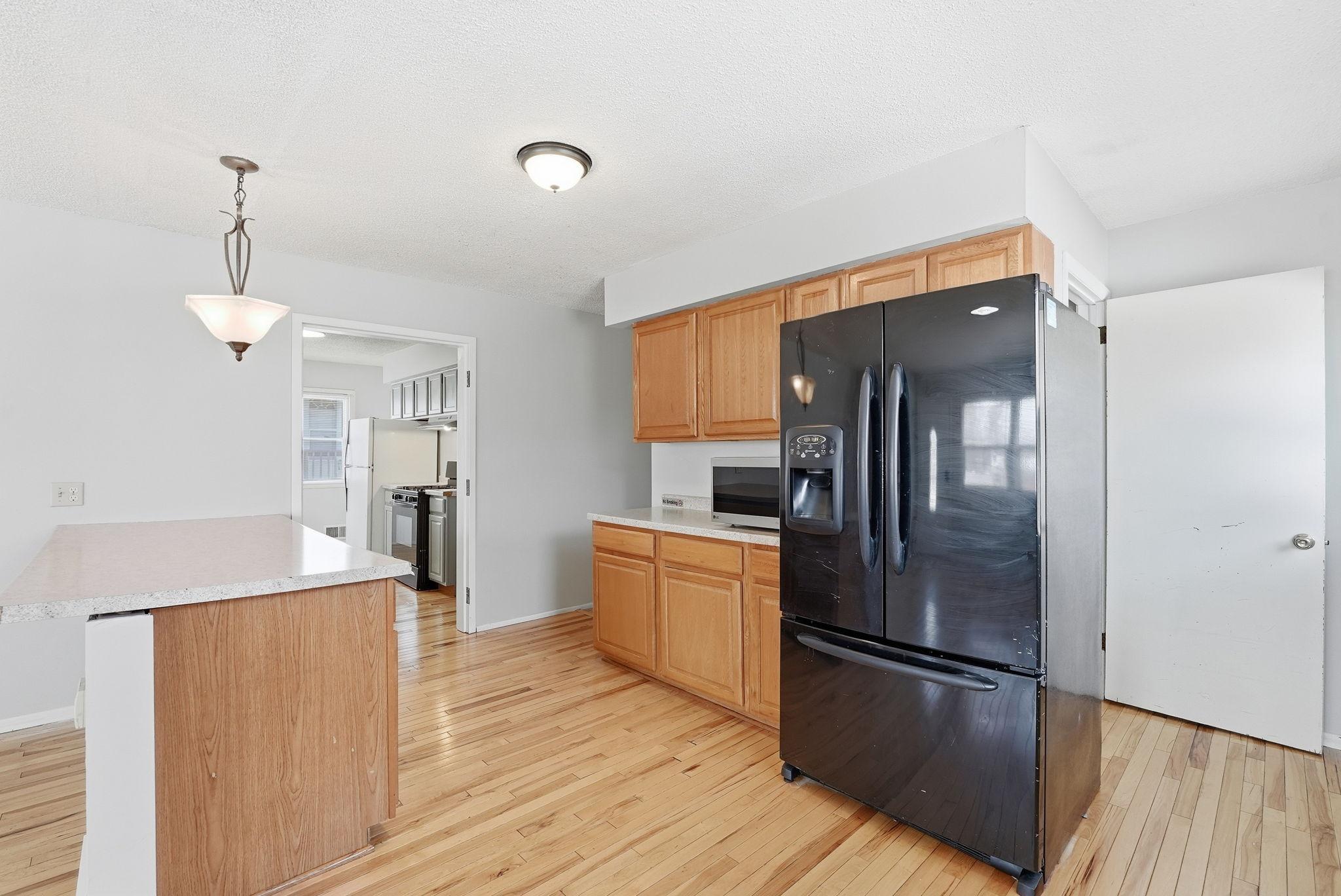 524 37th Avenue Northeast Minneapolis, MN 55421 - Photo 8 of 44