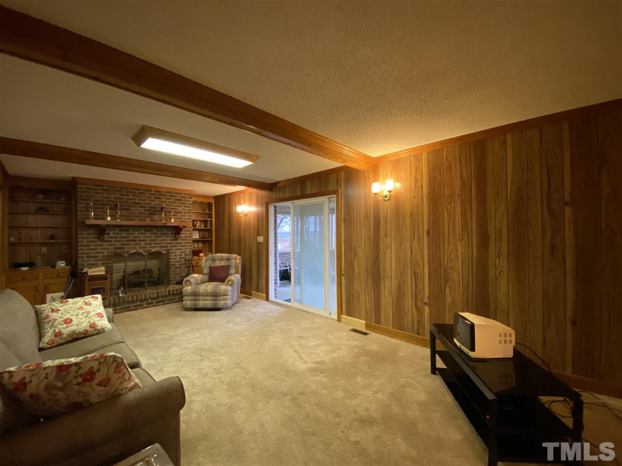 700 Spring Valley Lake Road Henderson, NC 27537 - Photo 14 of 30