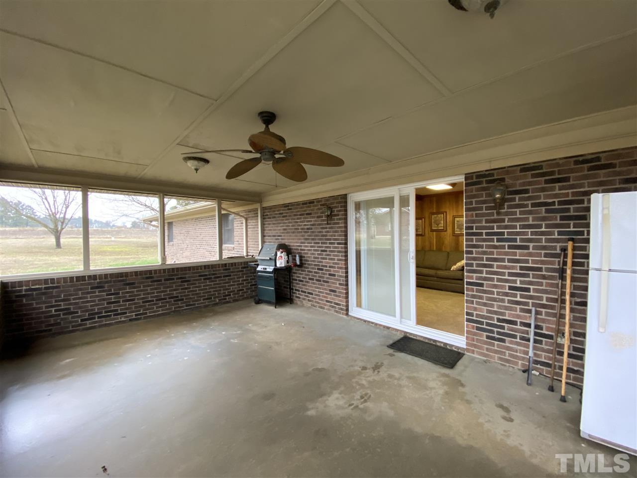 700 Spring Valley Lake Road Henderson, NC 27537 - Photo 26 of 30