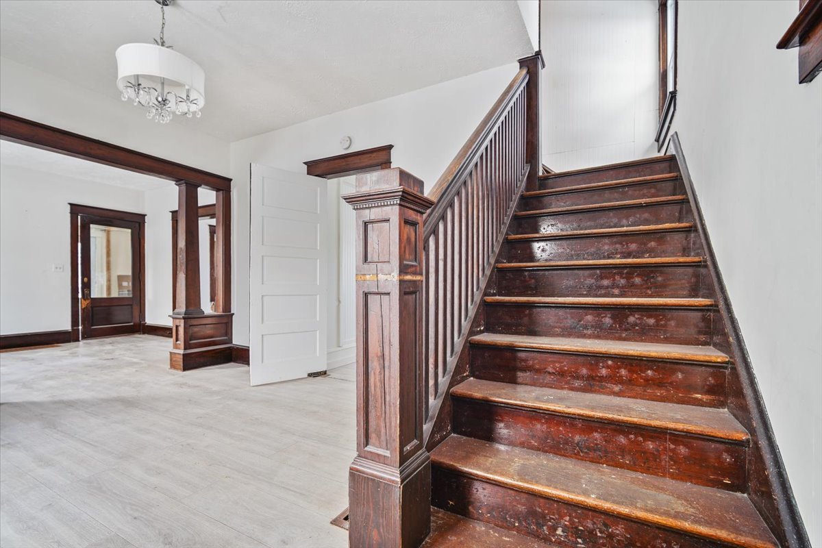 104 Magoun Street Bloomington, IL 61701 - Photo 12 of 28 a view of entryway