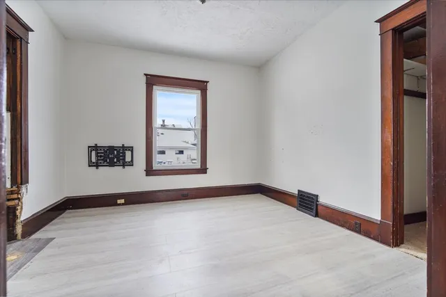 $167,000 | 104 Magoun Street, Bloomington, IL 61701