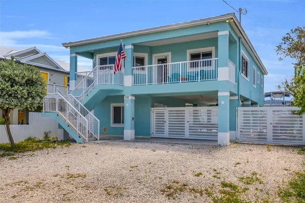 $1,050,000 | 949 Plantation Road, Key Largo, FL 33037