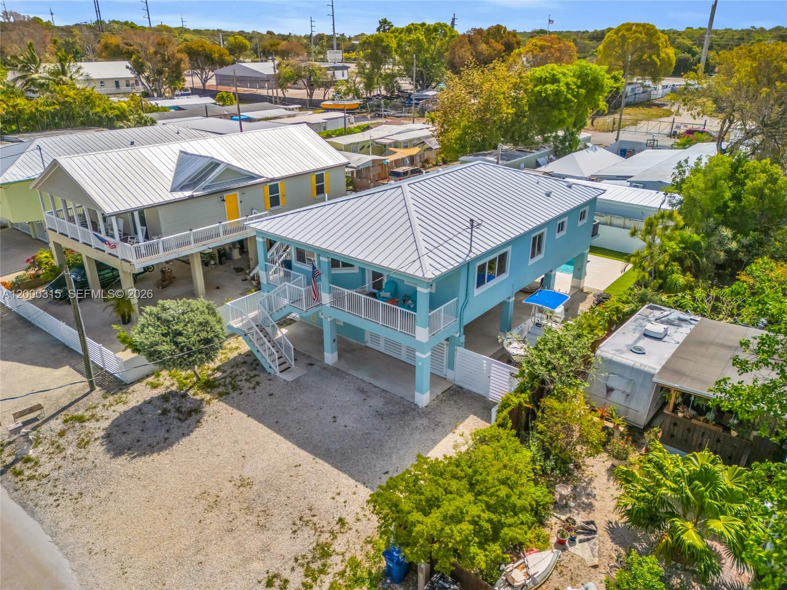 949 Plantation Road Key Largo, FL 33037 - Photo 4 of 51