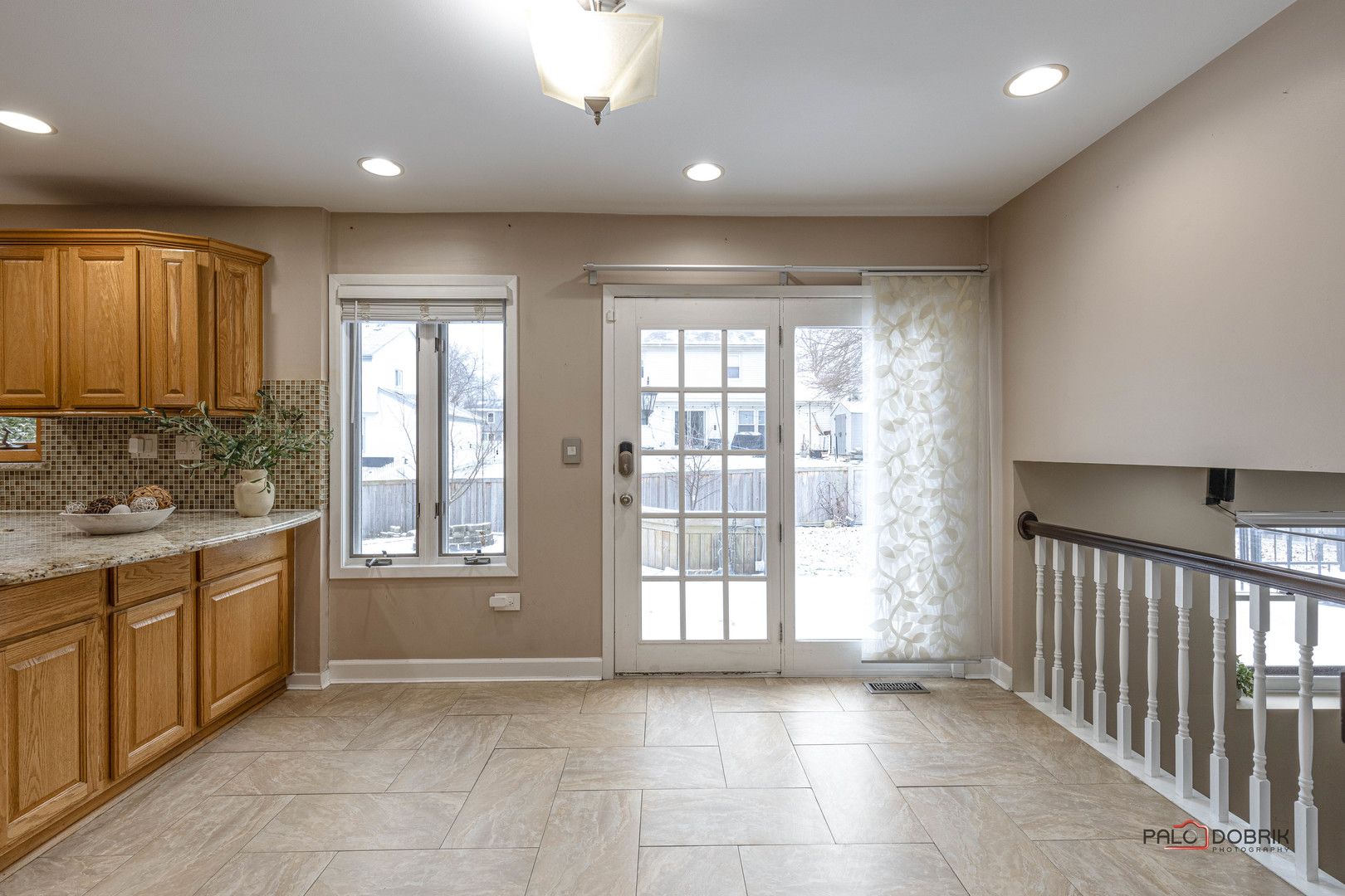 720 Heatherdown Way Buffalo Grove, IL 60089 - Photo 9 of 49 Gallery Image 9