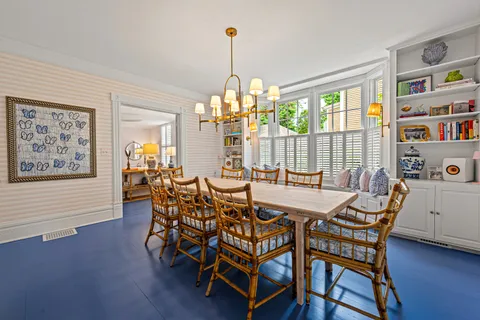 $2,595,000 | 464 Oakwood Avenue, Lake Forest, IL 60045