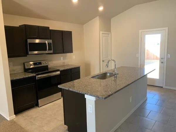 $1,650 | 13808 Sherman Avenue, Lubbock, TX 79423