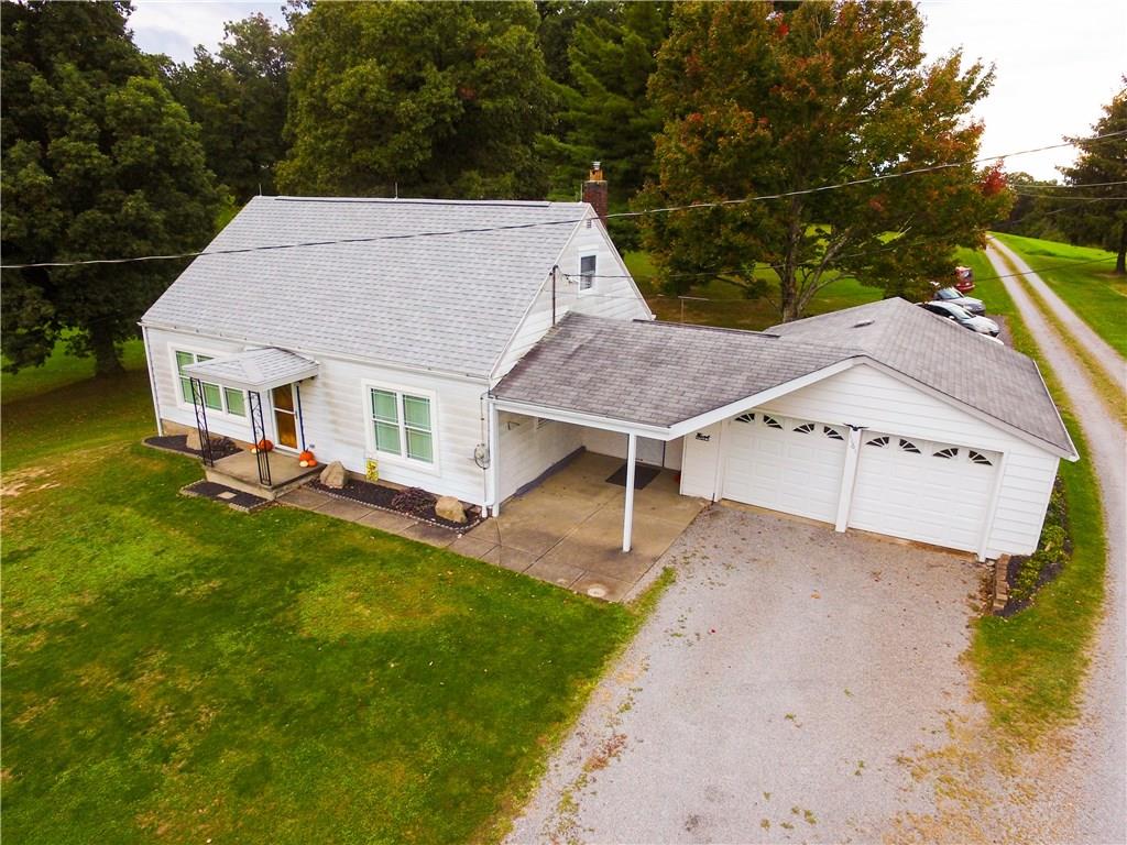 1161 Bonniebrook Road Butler, PA 16002 - Photo 2 of 25 Large Driveway with additional parking out back