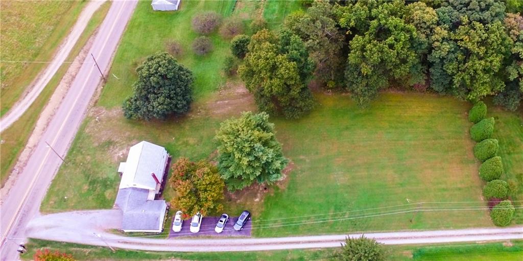 1161 Bonniebrook Road Butler, PA 16002 - Photo 4 of 25 Flat, Private yard