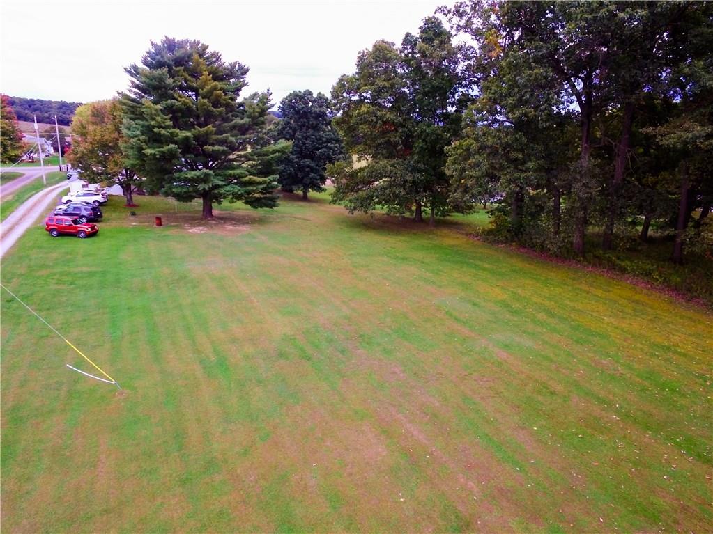 1161 Bonniebrook Road Butler, PA 16002 - Photo 5 of 25 So much room to roam in this yard