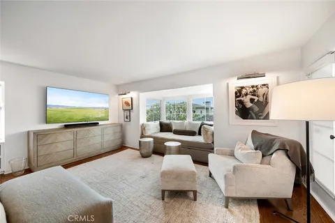 $5,900,000 | 2 Emerald Bay, Laguna Beach, CA 92651