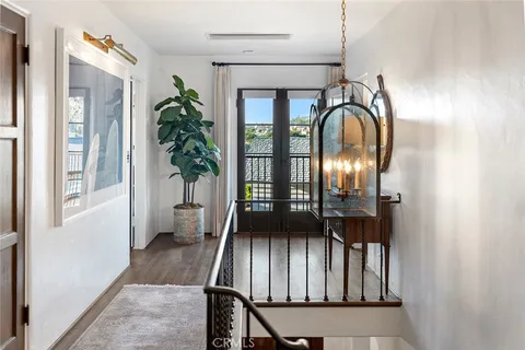 $5,900,000 | 2 Emerald Bay, Laguna Beach, CA 92651