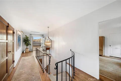 $5,900,000 | 2 Emerald Bay, Laguna Beach, CA 92651