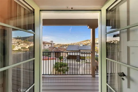 $5,900,000 | 2 Emerald Bay, Laguna Beach, CA 92651