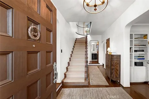 $5,900,000 | 2 Emerald Bay, Laguna Beach, CA 92651