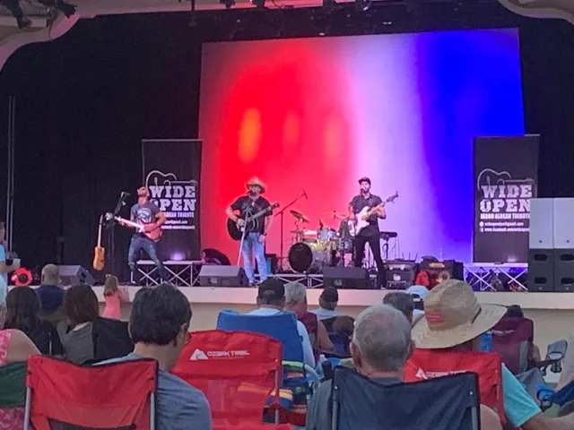 $5,500 | 13796 Yarmouth Drive, Wellington, FL 33414