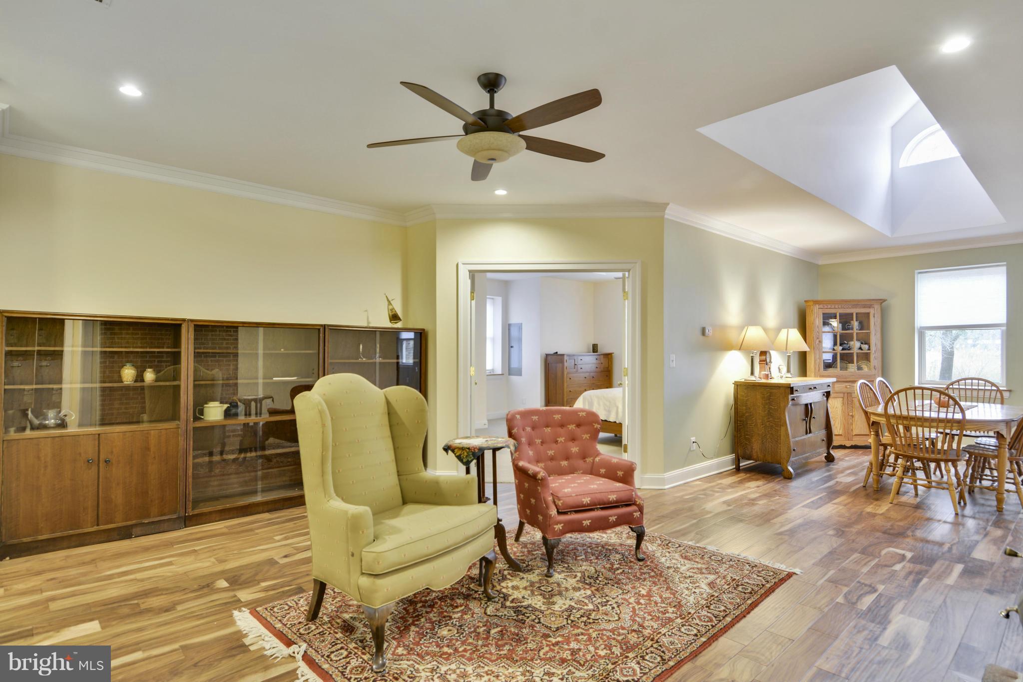 406 Deale Road Tracys Landing, MD 20779 - Photo 22 of 29 Family Room