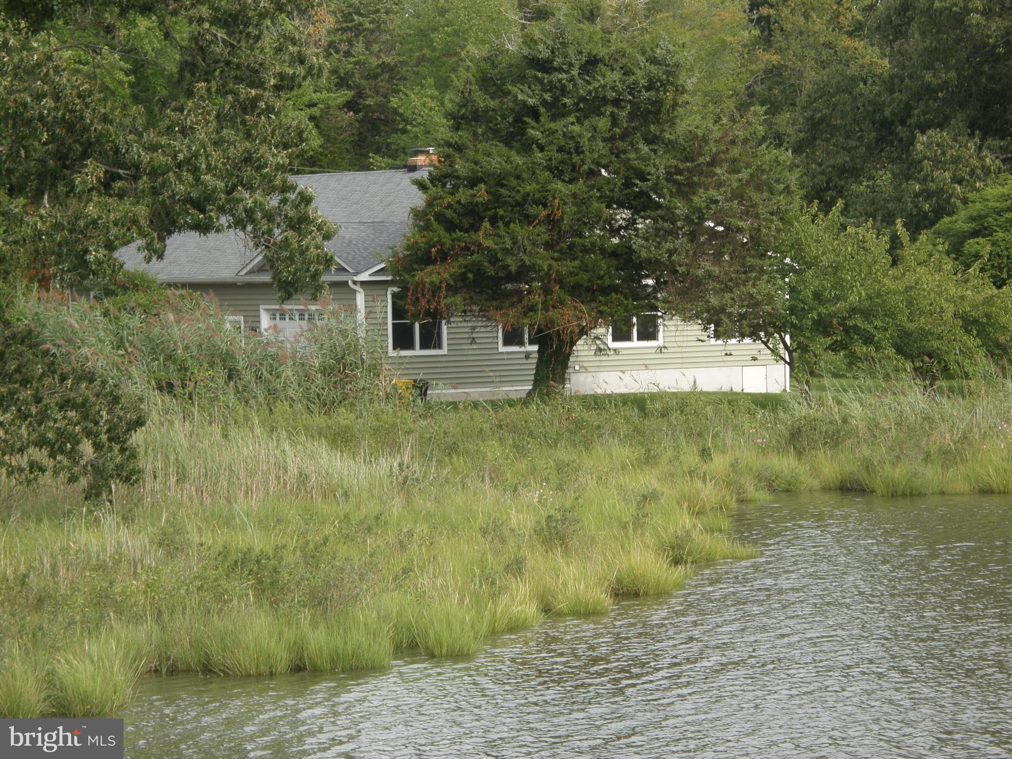 406 Deale Road Tracys Landing, MD 20779 - Photo 4 of 29 Exterior (Front)