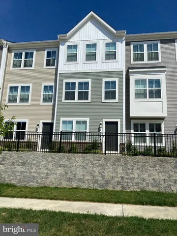 $1,850 | 1344 Cedar Vly Road, Ranson, WV 25438