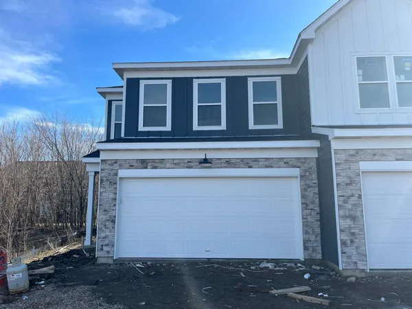 $430,990 | 17960 Genoa Drive, Lakeville, MN 55044