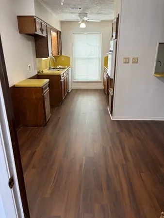 $1,850 | 10423 Huntington View Drive, Houston, TX 77099