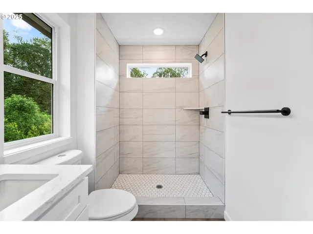 $449,900 | 11007 Northeast 64th Court, Unit LOT #8, Vancouver, WA 98686