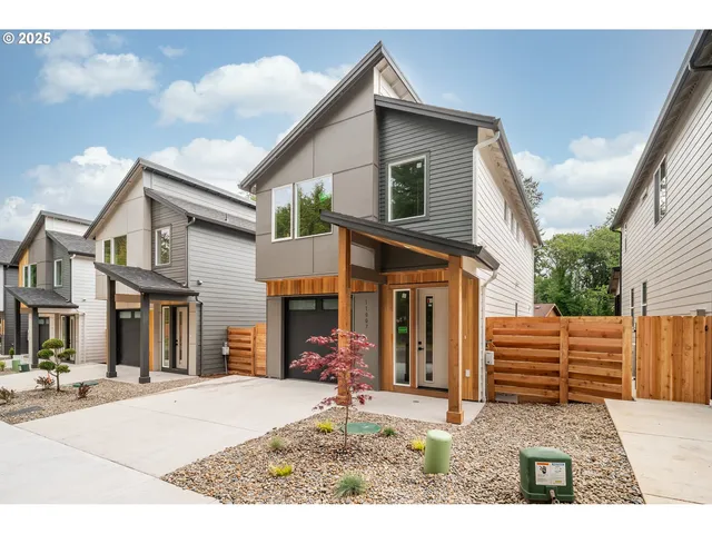 $449,900 | 11007 Northeast 64th Court, Unit LOT #8, Vancouver, WA 98686