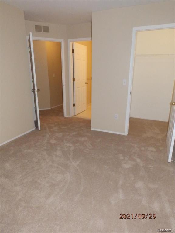 22082 Cape Cod Way, Unit 14 Farmington, MI 48336 - Photo 19 of 24