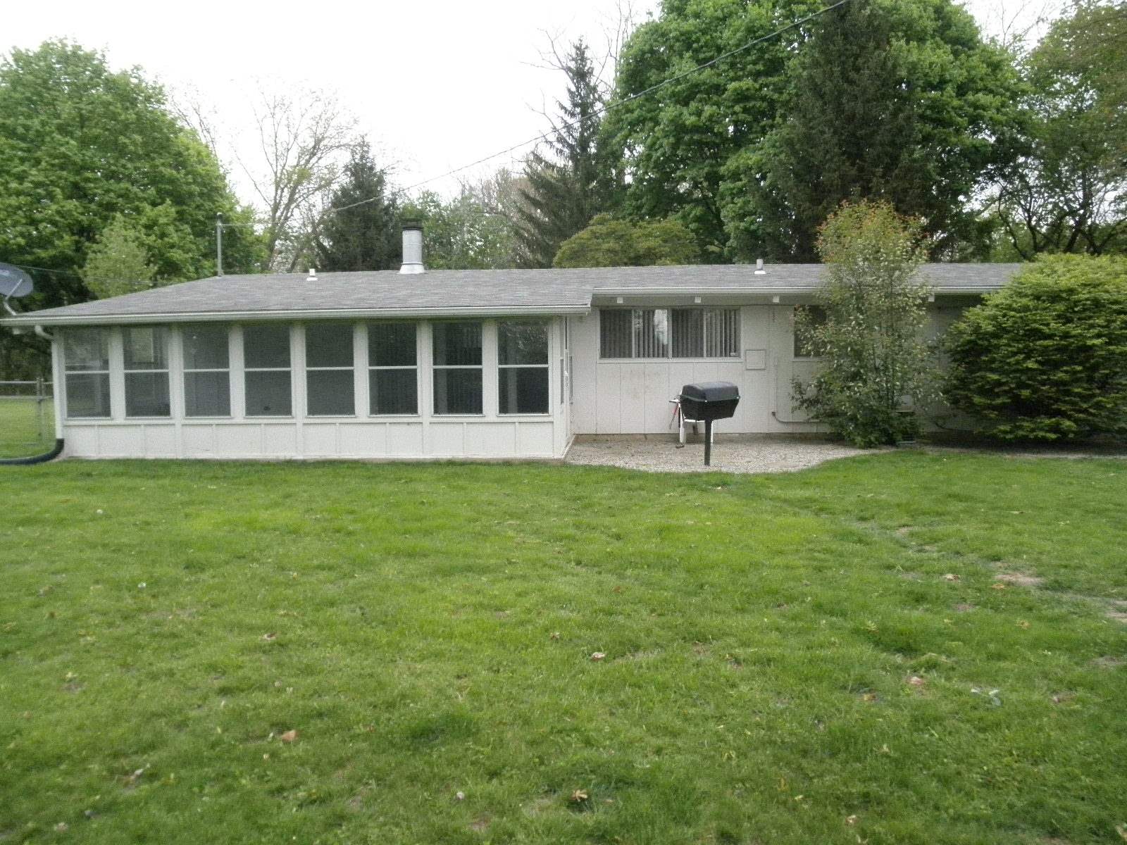 5808 Winchester Road Fort Wayne, IN 46819 - Photo 3 of 26