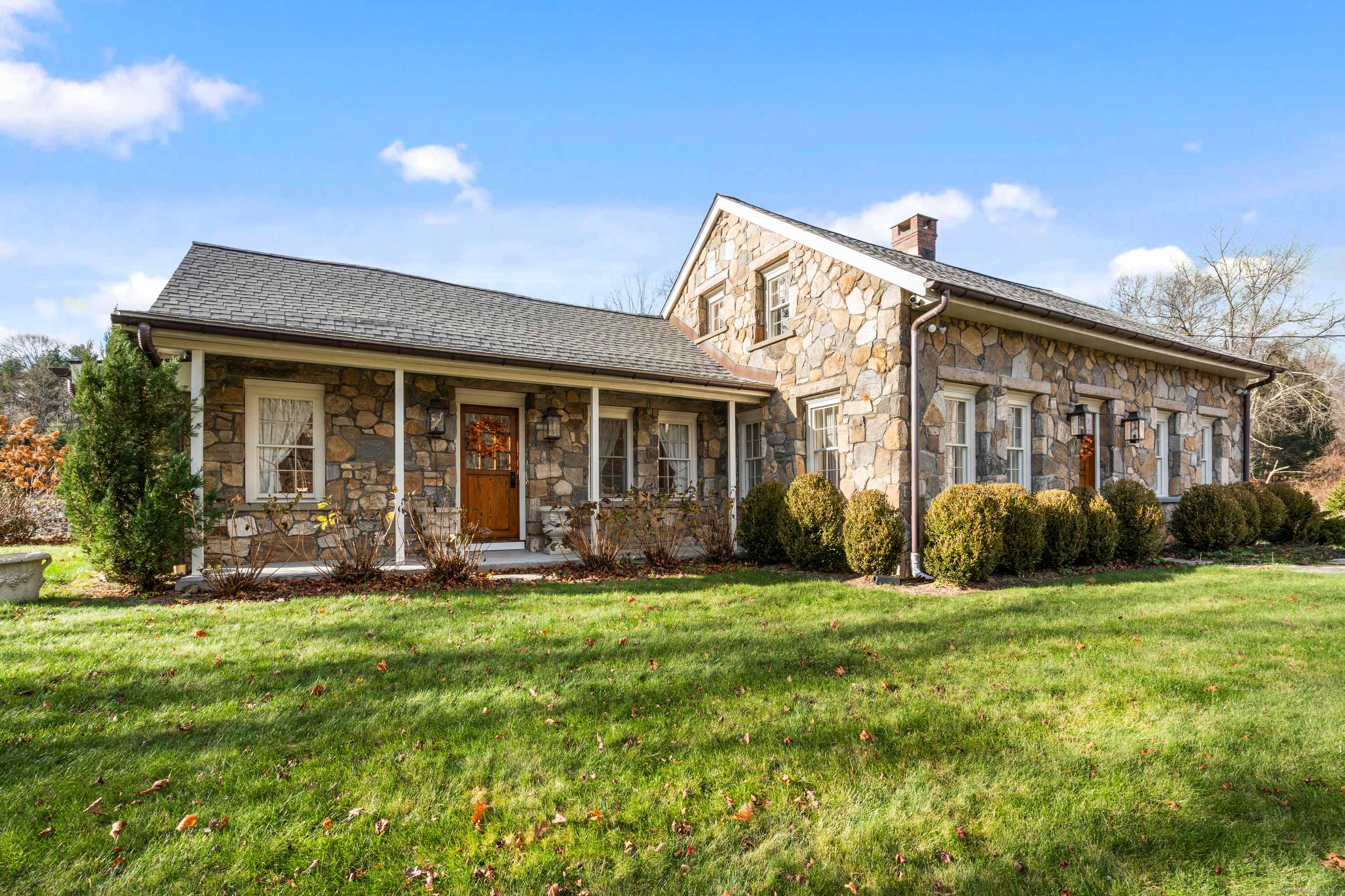 40 Plaster House Road Southbury, CT 06488 - Photo 2 of 40 a front view of a house with a yard