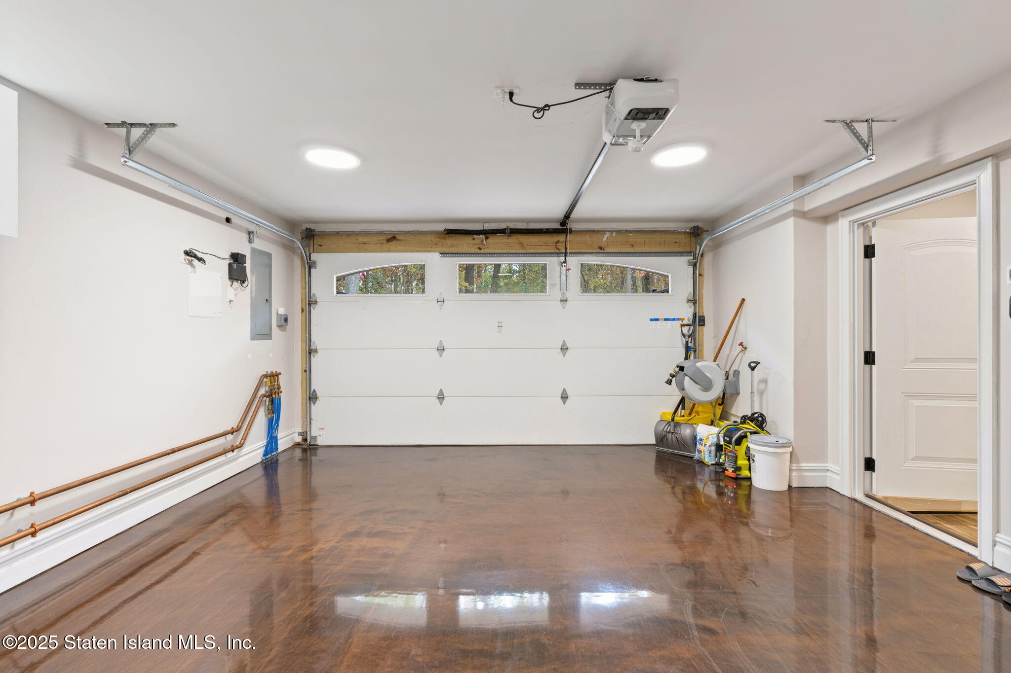 312 London Road Staten Island, NY 10306 - Photo 82 of 82 321 London Rd Garage