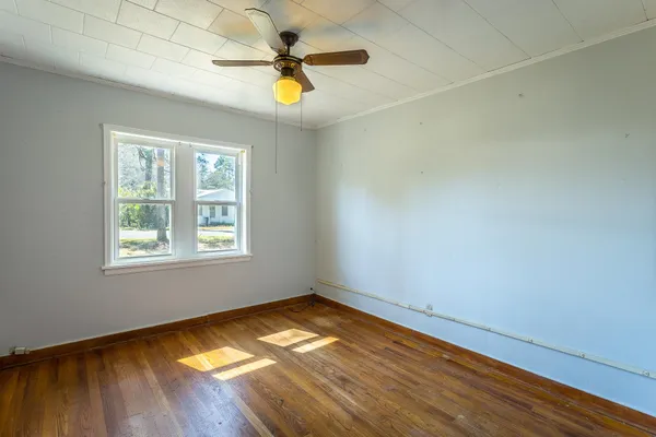 $299,000 | 253 Prado Street, Apalachicola, FL 32320