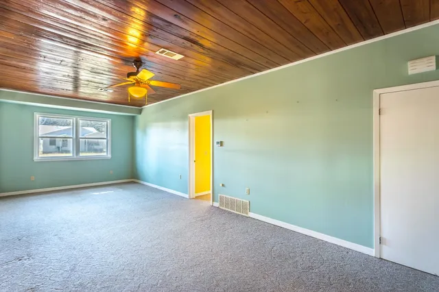 $299,000 | 253 Prado Street, Apalachicola, FL 32320