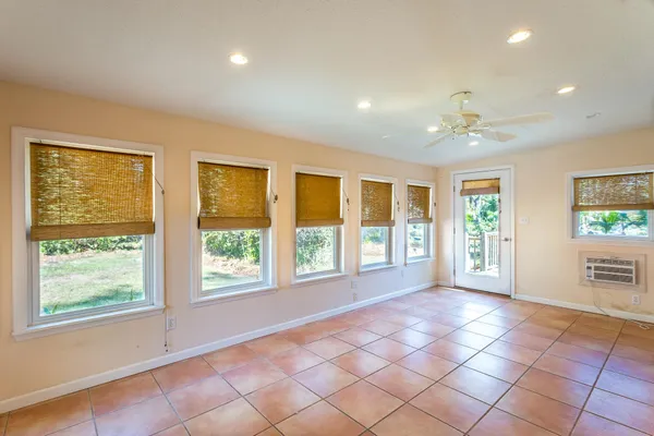 $299,000 | 253 Prado Street, Apalachicola, FL 32320