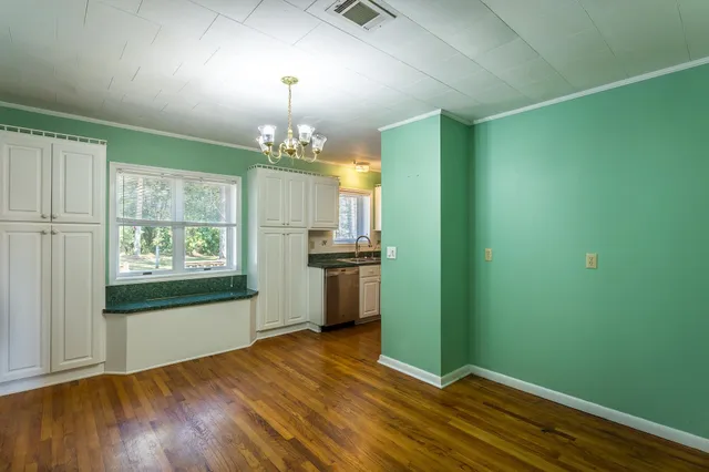 $299,000 | 253 Prado Street, Apalachicola, FL 32320