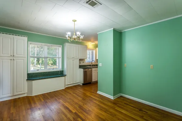 $299,000 | 253 Prado Street, Apalachicola, FL 32320